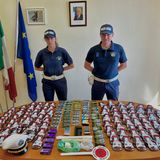 Nella casa-bazar dello spaccio aveva 7 chili di droga, arrestato 22enne