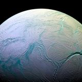 Correnti tumultuose nell'oceano di Encelado?