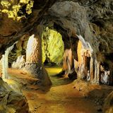 La Grotta dei Dossi: il labirinto sotterraneo più colorato d'Italia