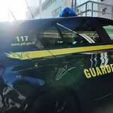 Vendono droga online, madre e figlio denunciati nel Barese