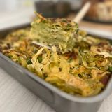 Paglia e fieno con salsiccia e funghi