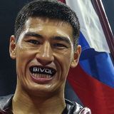 RINGSIDE BOXING SHOW From Russia, with gloves: In depth with Dmitry Bivol