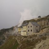 Emergenza acqua a Rifugio Papa: stop a pranzi e pernottamenti