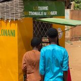 À Niamey, les jeunes et les femmes séduits par les jeux de hasard (Magazine)