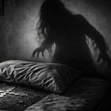La Bruja que Marcó mi Patio con Monedas Historias De Terror - REDE