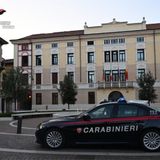 Alcol e violenza sulle donne: due casi in pochi giorni. Aggrediti anche i carabinieri