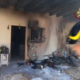 A fuoco un sottoportico: danneggiata un’abitazione, due appartamenti fuori uso