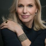 Award-winning best-selling author Aurora Winter of "Turn Words Into Wealth" is my special guest!