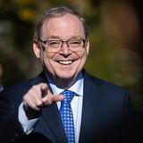 'There's not a lot of faith in Washington' Economist says he's 'worried' about country's future