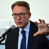 Luciano Floridi: il suo paper sulle allucinazioni è sconvolgente! Un confronto con Faggin