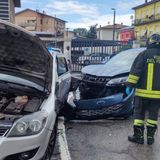 Schianto fra auto nel pomeriggio: due minori tra i feriti portati al San Bortolo
