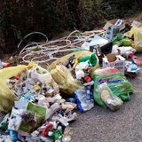 Rifiuti sparsi per protesta: ad Asiago albergatore nel mirino di Etra