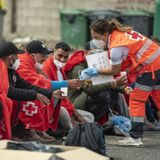 Un experto en inmigración alerta de que la inmensa mayoría de menas son adultos: "De 20 años en adelante"