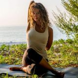 Sarah Bartlett - Yoga: A Mindful, Movement Practice with New Levels of Learning