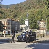 Minacce di morte e violenze sulla compagna e sul figlio: 45enne arrestato