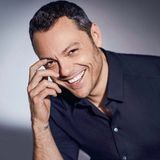 Tiziano Ferro nel 2020 pubblicava il brano "Casa a Natale", una ballata nostalgica e malinconica, con profonde riflessioni sulla solitudine.