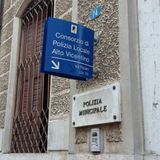 Bar abusivo non rispetta l’ordinanza anti-degrado: scatta la denuncia
