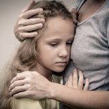 🎤 PODCAST • Bad News ~ How can I tell my young daughter that her dad died?