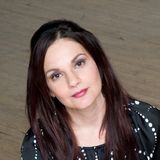 Canadian award-winning singer/songwriter Tia McGraff talks about her latest release “Avalanche”!