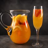 Sangria bianca ricetta con spumante