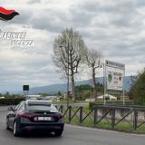 Truffa del finto carabiniere ai danni di madre e figlia, poi l’incidente: arrestata 23enne