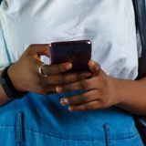 Les influenceurs nigériens, entre visibilité et absence de cadre réglementaire (Magazine)