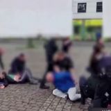 Paura in Germania: attacco con coltello alla manifestazione anti Islam