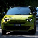 FIAT 500 Hybrid Cabrio Dolcevita e 600 Turbo 100 - Test drive tra stile italiano e nuova accessibilità