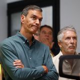 El editorial de Carlos Cuesta: Los escándalos en la cúpula de la Policía Nacional y la inacción de Sánchez y Marlaska