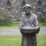 Gli ordini mendicanti nel Medioevo: quali sono, storia, significato e caratteristiche