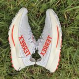  ZAPATILLAS TRAIL RUNNING CON PLACA DE CARBONO O PEBAX: TOP5 POR MAYAYO