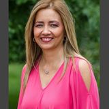 Eileen Anümani Santos on Expert Insights Radio!
