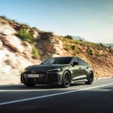 Audi RS 5 Avant e Sedan: performance ibride e guida quotidiana