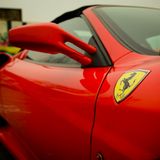 “Operazione Cavallino”, smantellata banda votata al riciclaggio di Ferrari incidentate