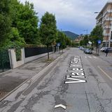 Accoltellato per una sigaretta rifiutata: grave docente del Brocchi, caccia all’aggressore