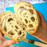 Pane alveolato con impasto della pizza