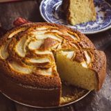 Torta di mele alta e soffice con stampo da 20 cm