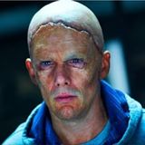 A time-traveling agent wants to capture a criminal, but ends up causing a loop