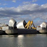 London’s Estuary-Linked Climate Strategy: Thames Barrier, Tideway, and the Heat Loops