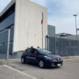 Finto collaboratore di un magistrato ruba gioielli a un’anziana: arrestato un giovane