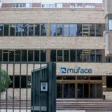 Con Ánimo de Lucro: Todas las polémicas del acuerdo de Muface y el informe de la AIReF sobre los funcionarios