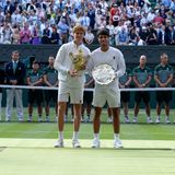 139 - Wimbledon Walk - Jannik con il trofeo