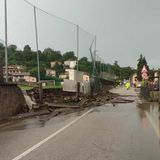 Forte nubifragio: a Lugo crolla una parte del muro di recinzione del campo sportivo