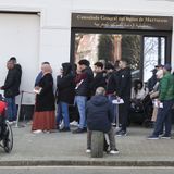 La Policía estalla ante la regularización masiva de inmigrantes: "No hay control de antecedentes ni medios para hacerlo"