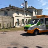How Many Guests Can One Premium Ice Cream Van Serve?