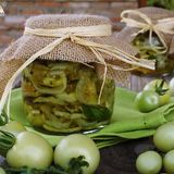 Pomodori verdi sott'olio