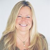 Rob McConnell Interviews – PAM OSLIE - Professional Psychic Intuitive, and Aura Expert