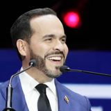 De la Espriella empalma los ataques a Petro de la campaña, con el inicio de su gobierno