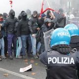 Sgomberato l'Askatasuna, il centro sociale più violento (e impunito)