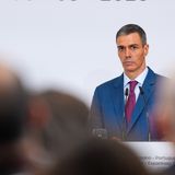 El editorial de Carlos Cuesta: Sánchez juega con el futuro de los españoles con su falso 'no a la guerra' en Irán